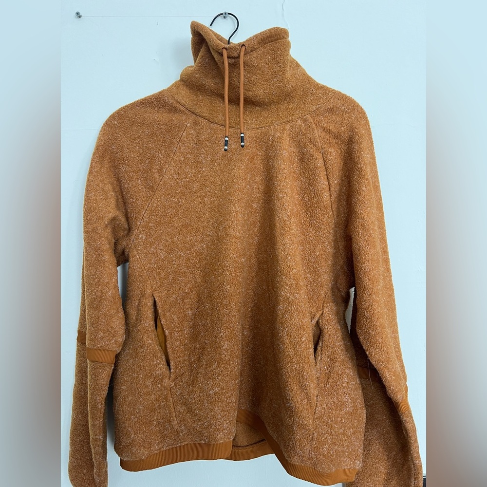 Nike mock neck fleece.